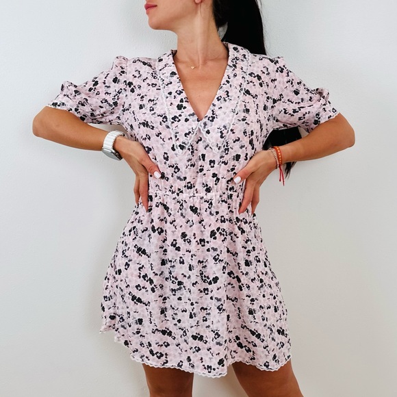 Aritzia Sunday Best Aki Dress Peter Pan Collar lace mini pastel shift Babydoll - Picture 2 of 9